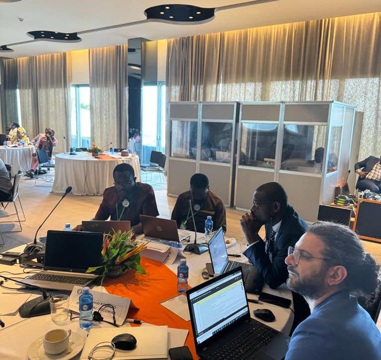 Locaux AMBIZ Cocody Abidjan — salle 3
