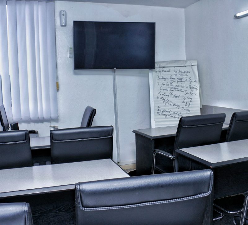 Locaux AMBIZ Cocody Abidjan — salle 6